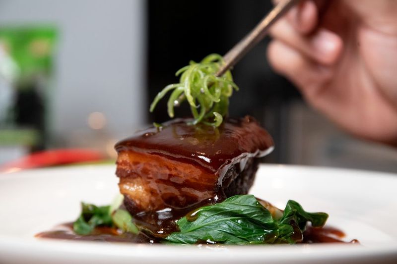 Cochon de lait confit